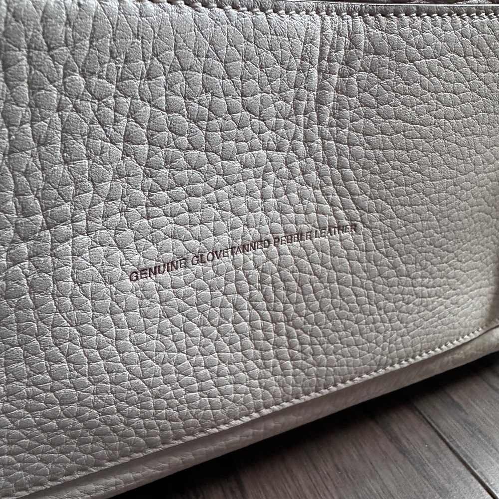 LIMITED EDITION Coach Rogue Bag / 1941 N2 RG-20315/ White with Dark Hardware - Picture 9 of 16